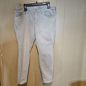 Universal Thread Light Wash Skinny Jeans | Size 14 | Soft Stretch Denim Comfort